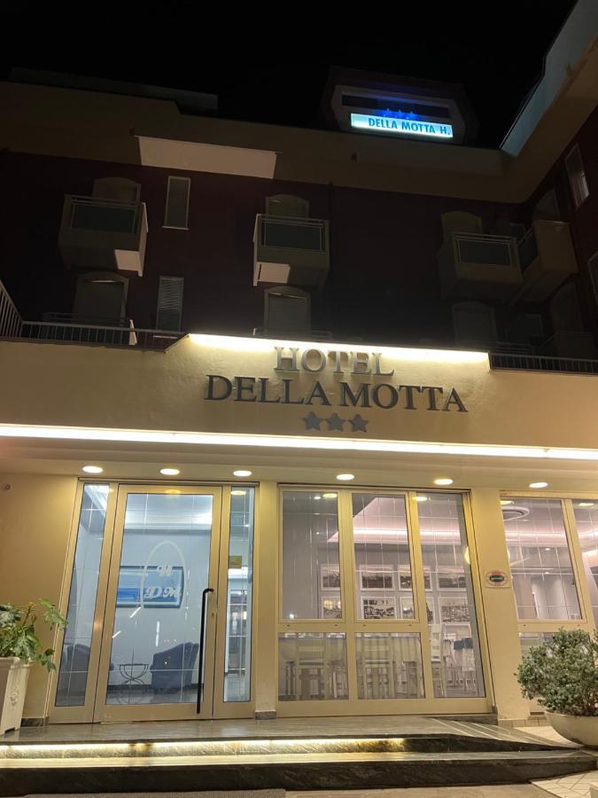 Hotel Della Motta بيلاريا-إيجيا مارينا المظهر الخارجي الصورة