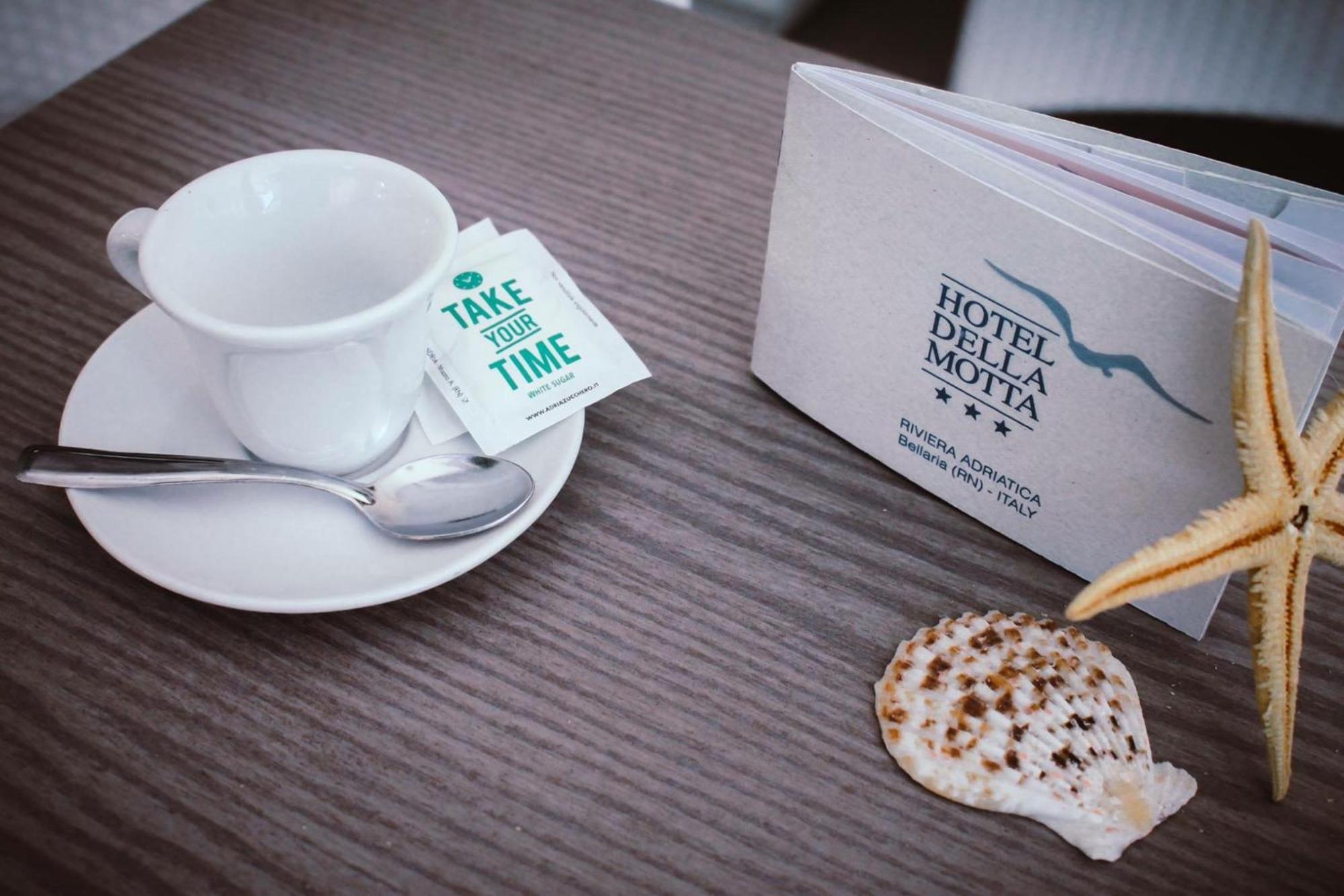 Hotel Della Motta بيلاريا-إيجيا مارينا المظهر الخارجي الصورة