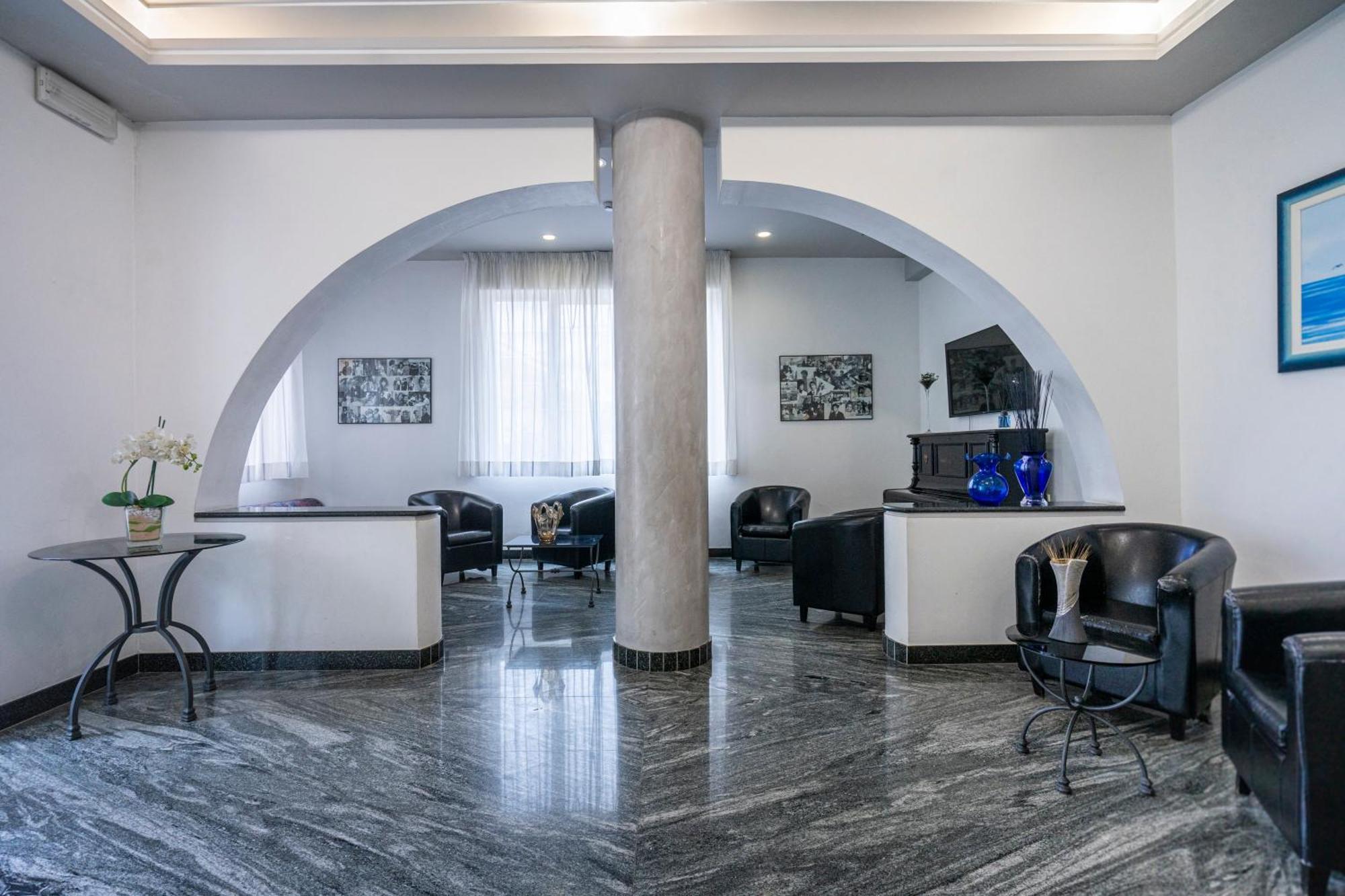 Hotel Della Motta بيلاريا-إيجيا مارينا المظهر الخارجي الصورة