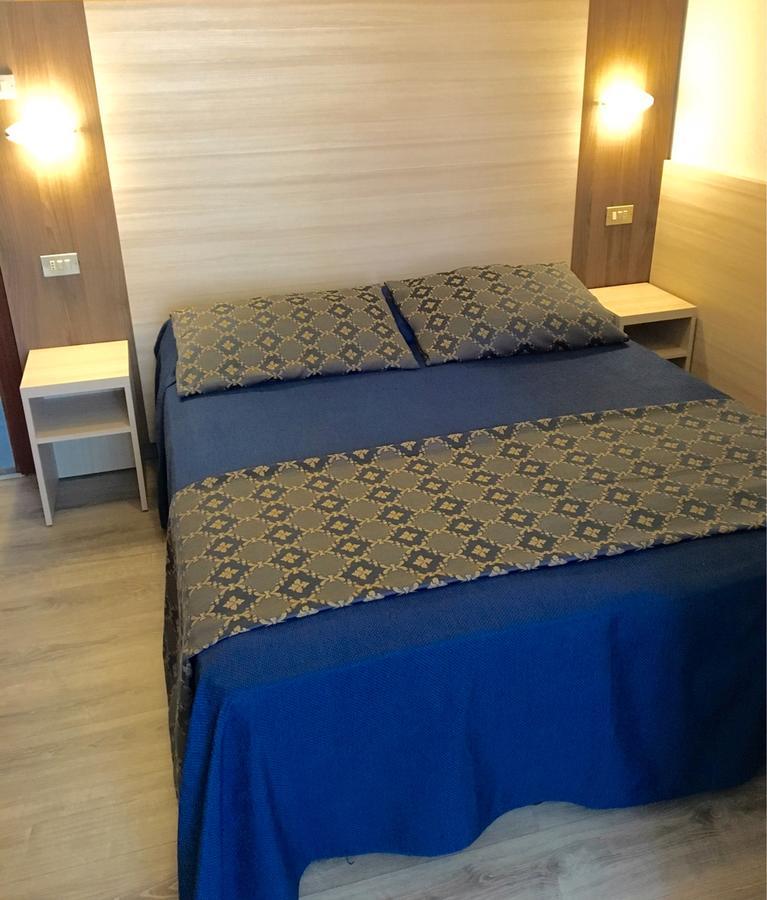 Hotel Della Motta بيلاريا-إيجيا مارينا المظهر الخارجي الصورة