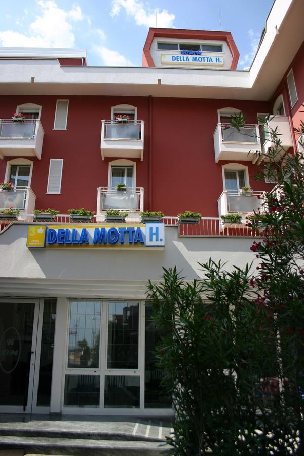 Hotel Della Motta بيلاريا-إيجيا مارينا المظهر الخارجي الصورة