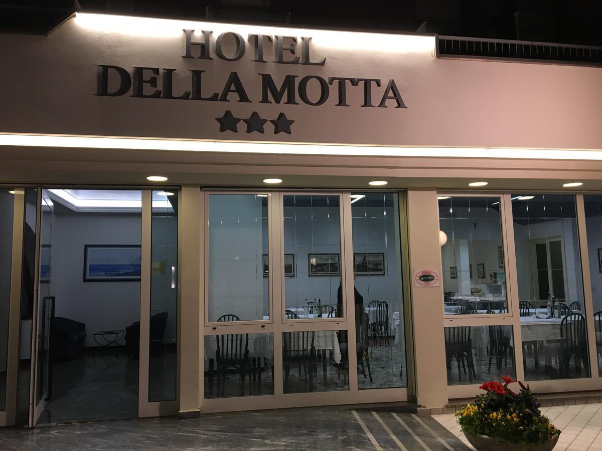 Hotel Della Motta بيلاريا-إيجيا مارينا المظهر الخارجي الصورة