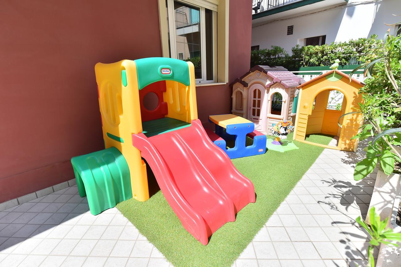 Hotel Della Motta بيلاريا-إيجيا مارينا المظهر الخارجي الصورة