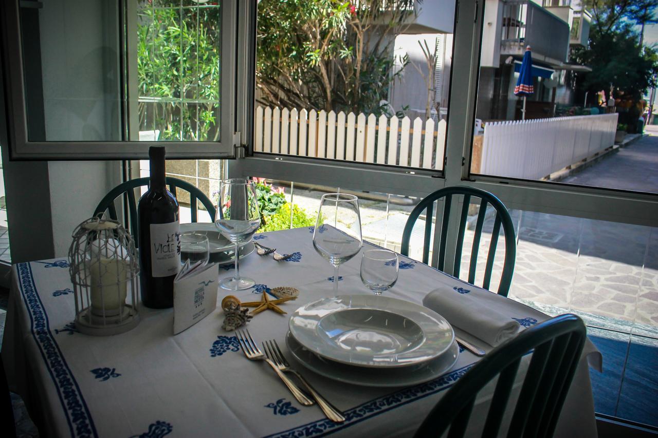 Hotel Della Motta بيلاريا-إيجيا مارينا المظهر الخارجي الصورة